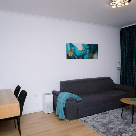 Elysian Urbanscape Brown, 2 Rooms, Near Bucharest Chiajna Exterior photo