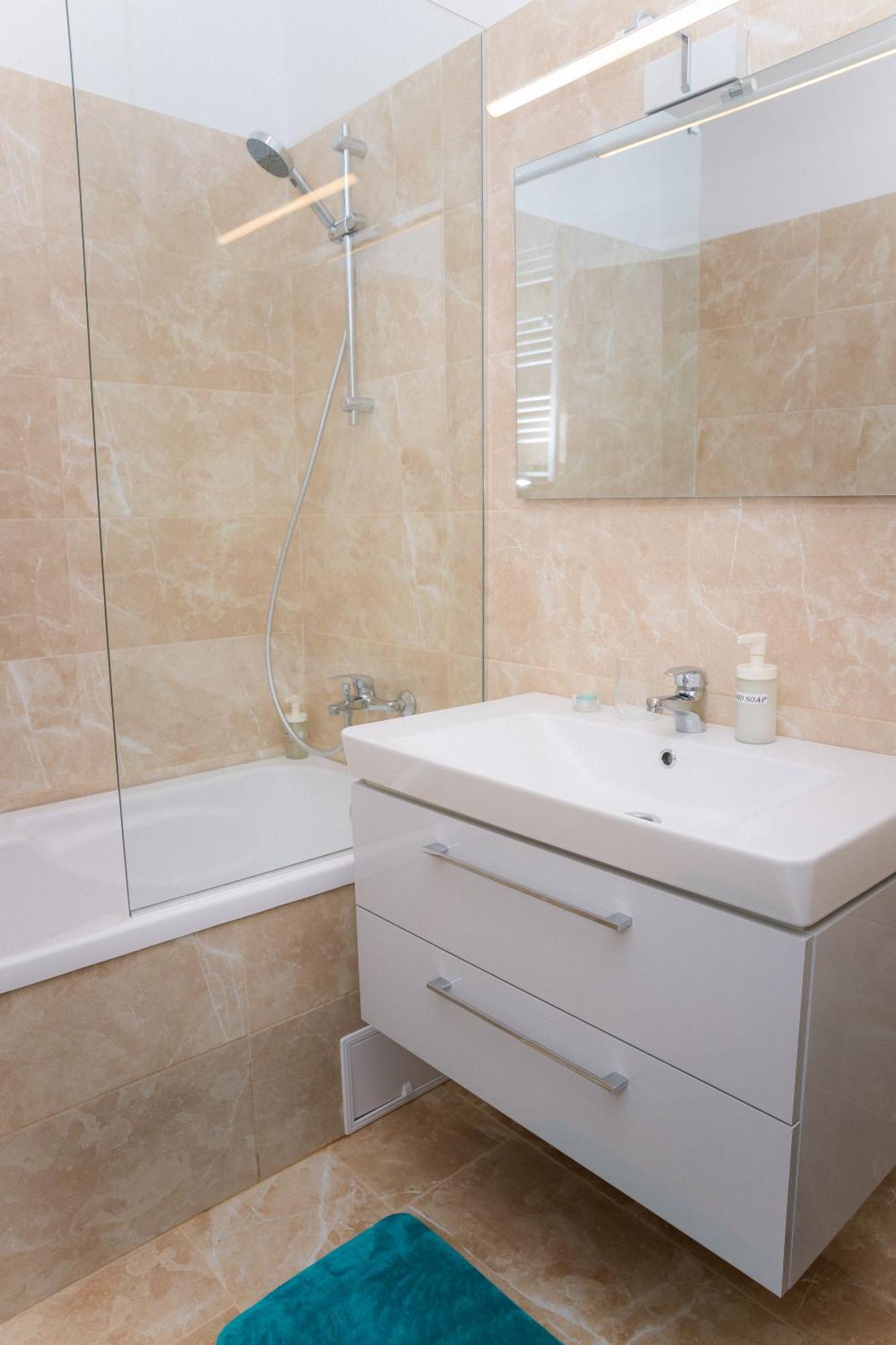 Elysian Urbanscape Brown, 2 Rooms, Near Bucharest Chiajna Exterior photo