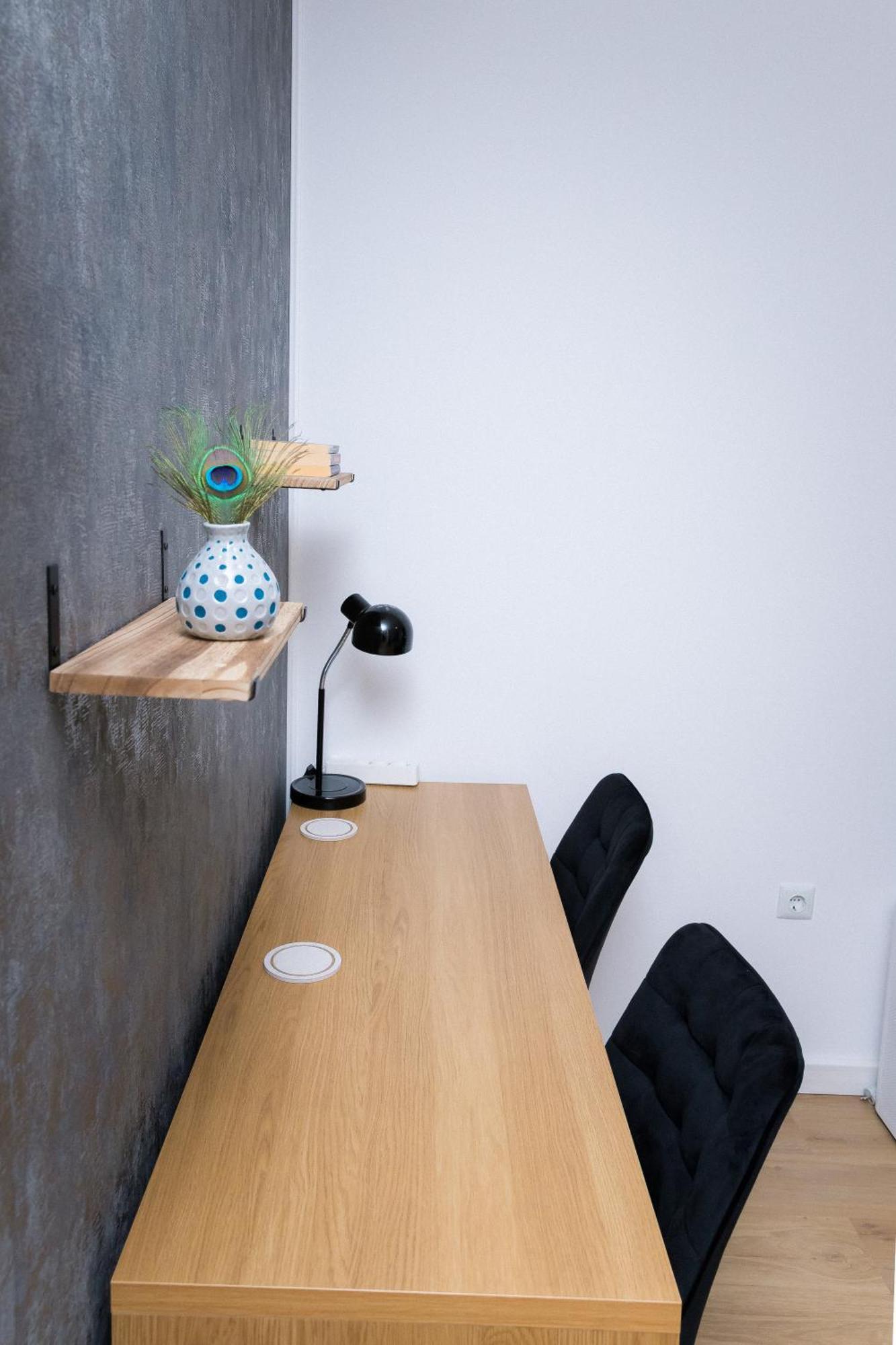 Elysian Urbanscape Brown, 2 Rooms, Near Bucharest Chiajna Exterior photo
