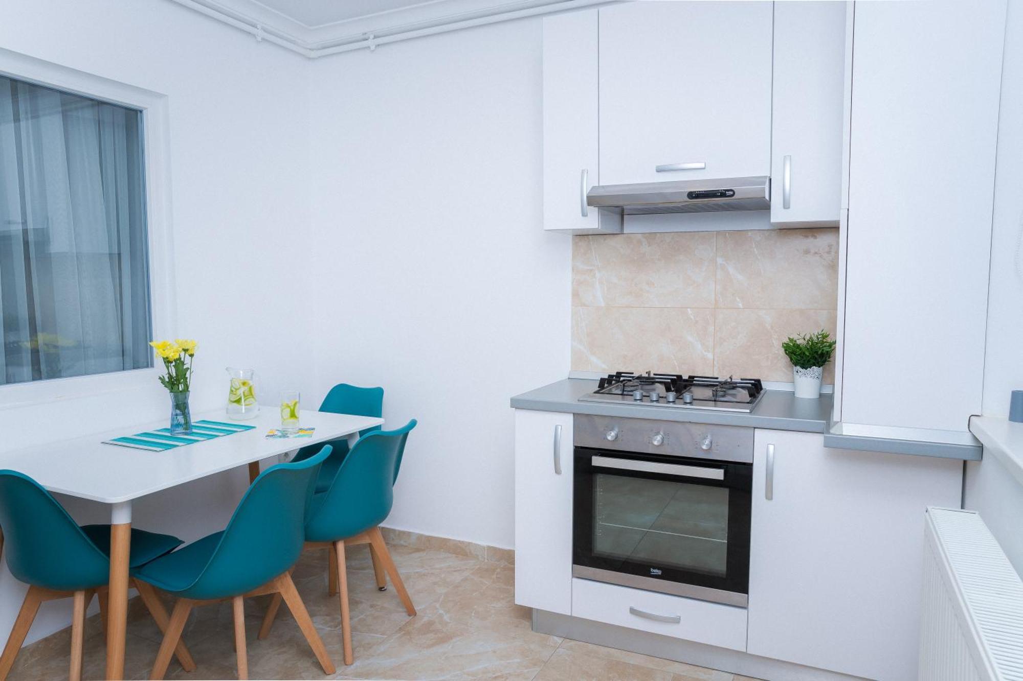 Elysian Urbanscape Brown, 2 Rooms, Near Bucharest Chiajna Exterior photo